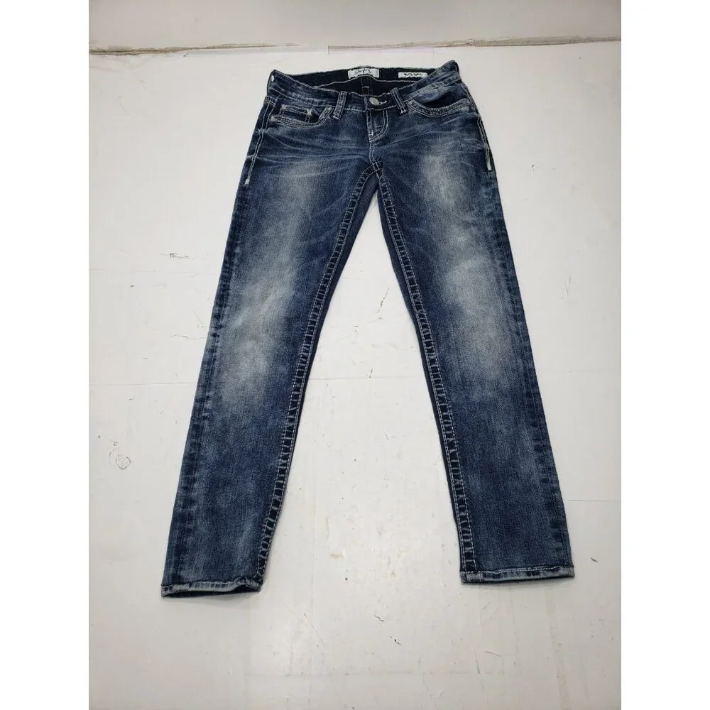 Daytrip Scorpio Skinny Jeans Size 26R Medium Wash Whiskers Skinny Re Owned